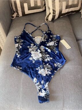 Hot Gal Navy Blue Floral Velvet Bodysuit